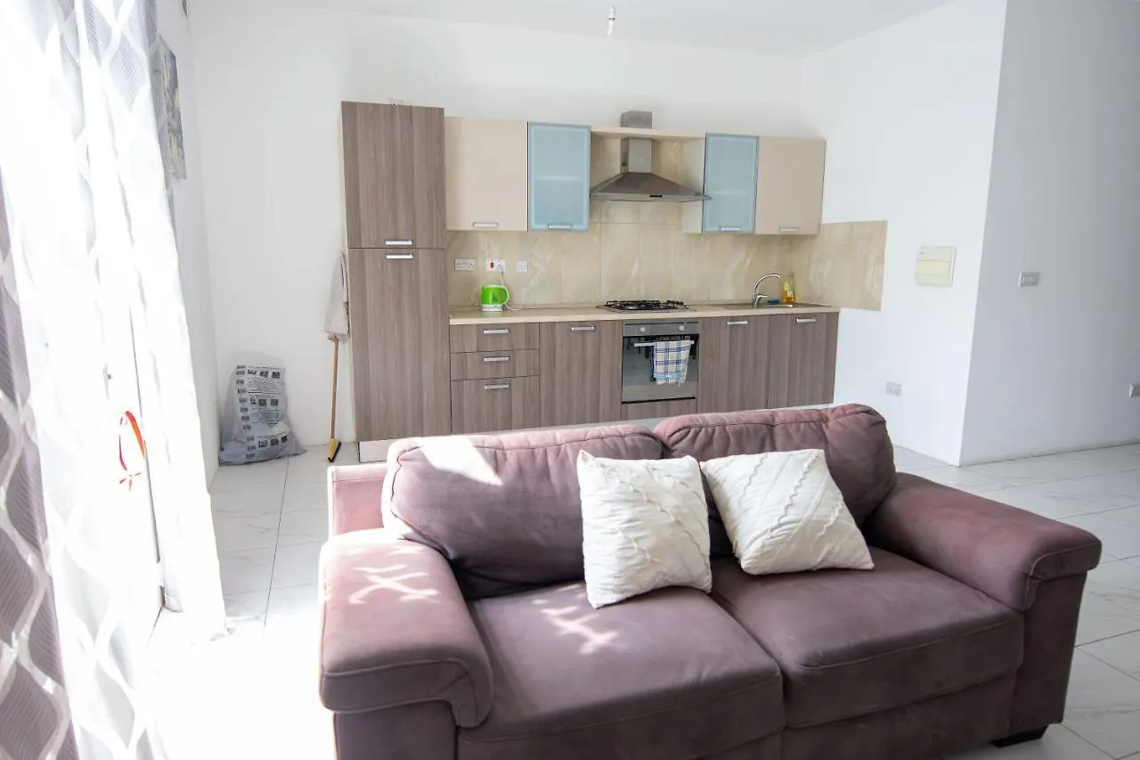 Seafront Room Msida Homestay